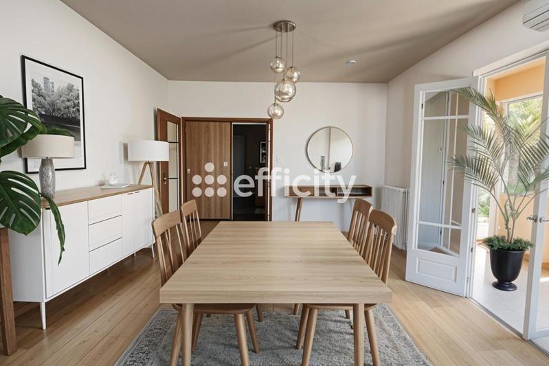 Maison - 83 m² - 4 pièces