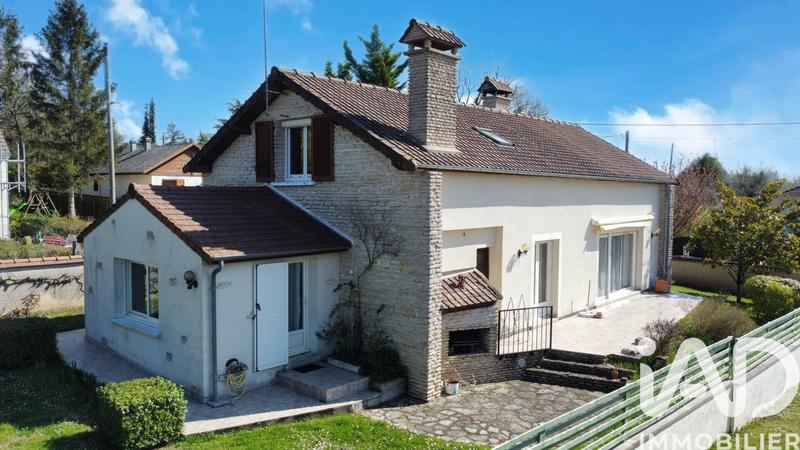 Maison - 155 m² - 6 pièces