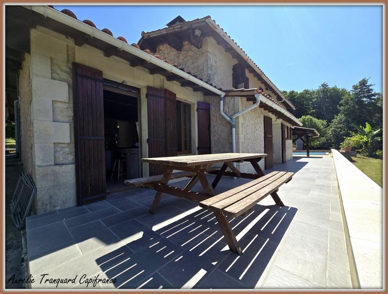 Propriété - 128 m² - 7 pièces