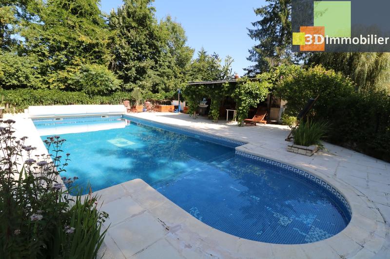 Maison - 290 m² - 8 pièces