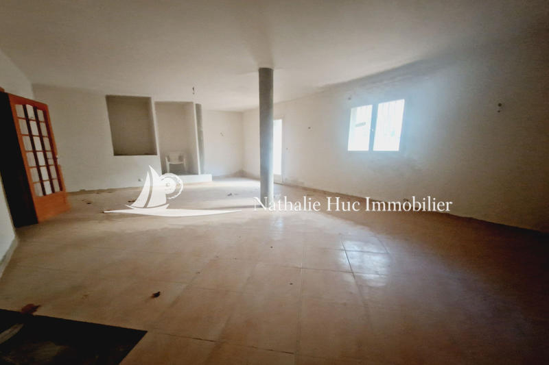 Maison - 300 m² - 9 pièces