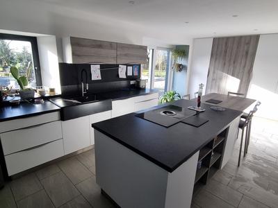 Maison - 200 m² - 6 pièces