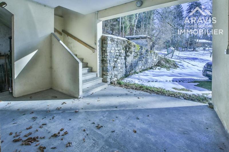 Maison - 398 m² - 13 pièces