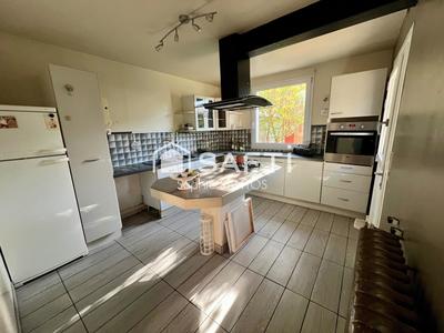 Maison - 107 m² - 4 pièces