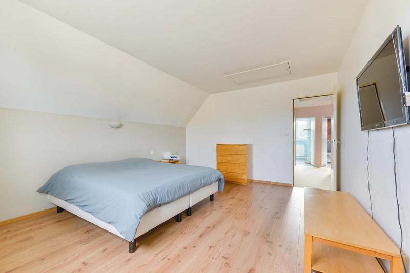 Maison - 169 m² - 7 pièces