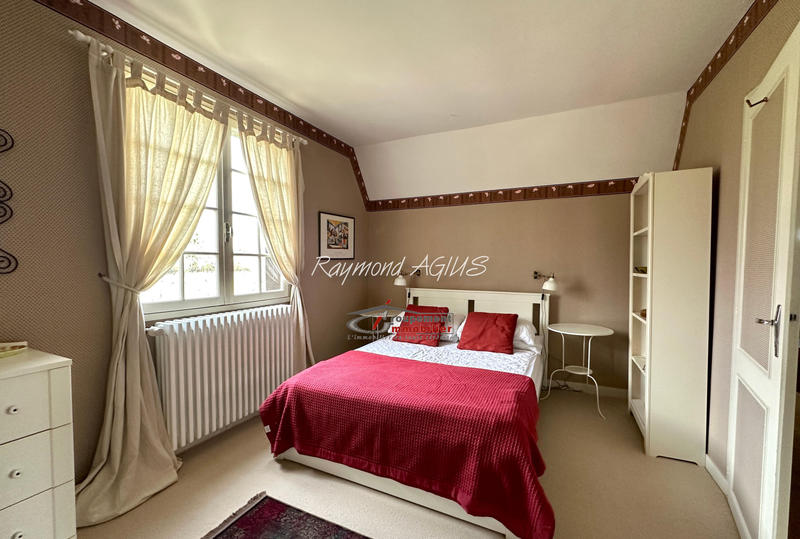 Maison - 159 m² - 7 pièces