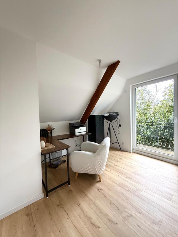 Maison - 160 m² - 10 pièces