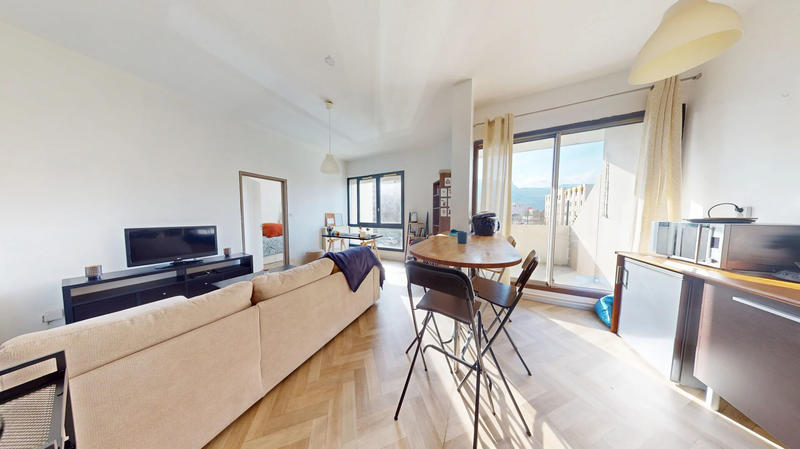 Appartement - 45 m² - 2 pièces