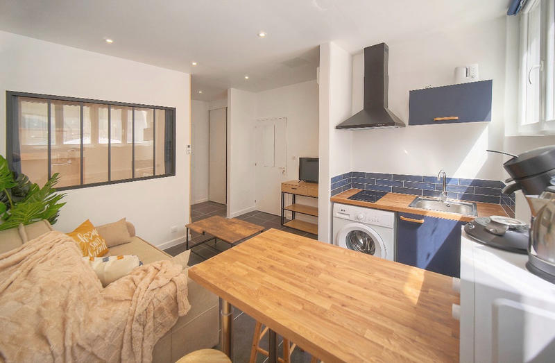 Maison - 118 m² - 9 pièces