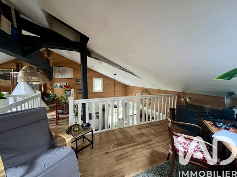 Maison - 167 m² - 9 pièces