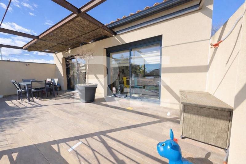 Maison - 92 m² - 4 pièces