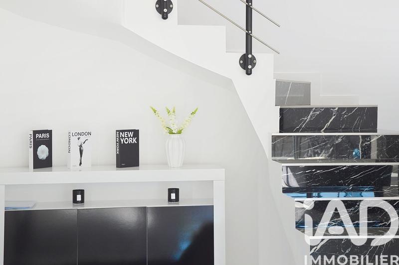 Maison - 172 m² - 6 pièces