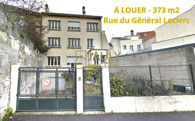 Local commercial - 373 m²
