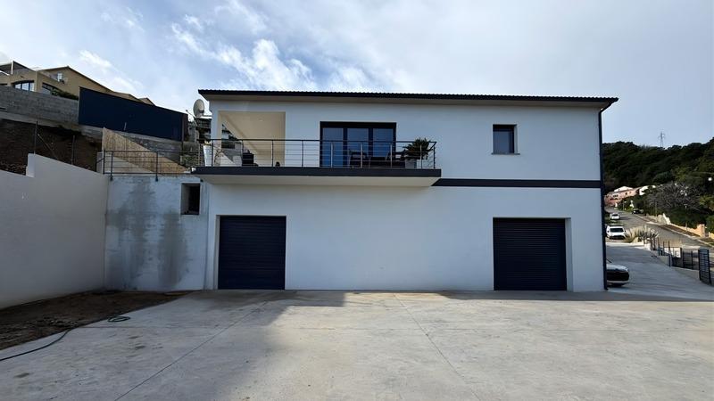 Maison - 118 m² - 5 pièces