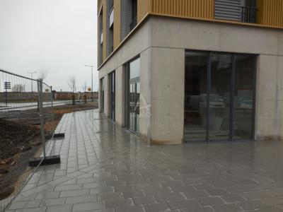 Local d'activités - 164 m²