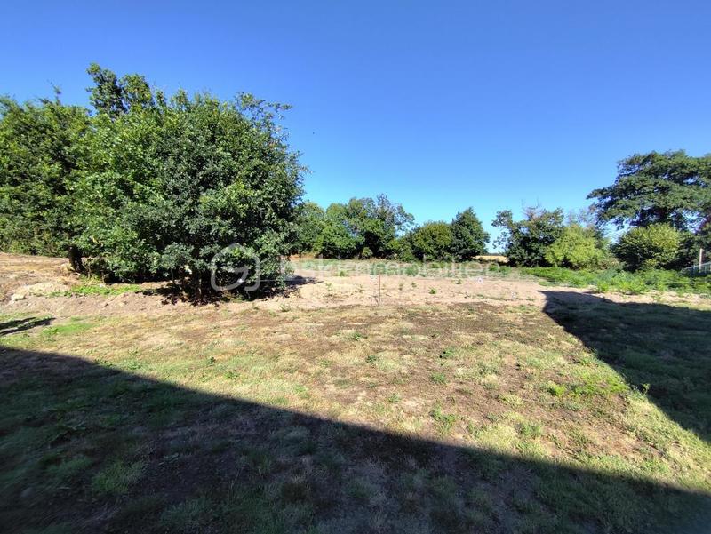 Maison en pierre - 140 m² - 2 pièces