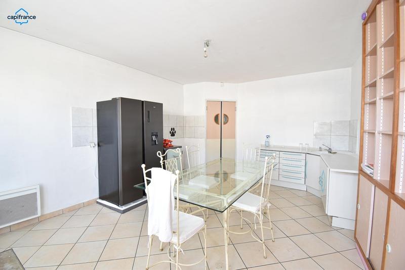 Maison de village - 280 m² - 7 pièces