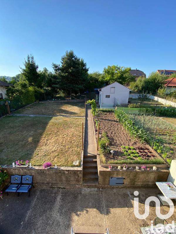 Maison - 98 m² - 5 pièces