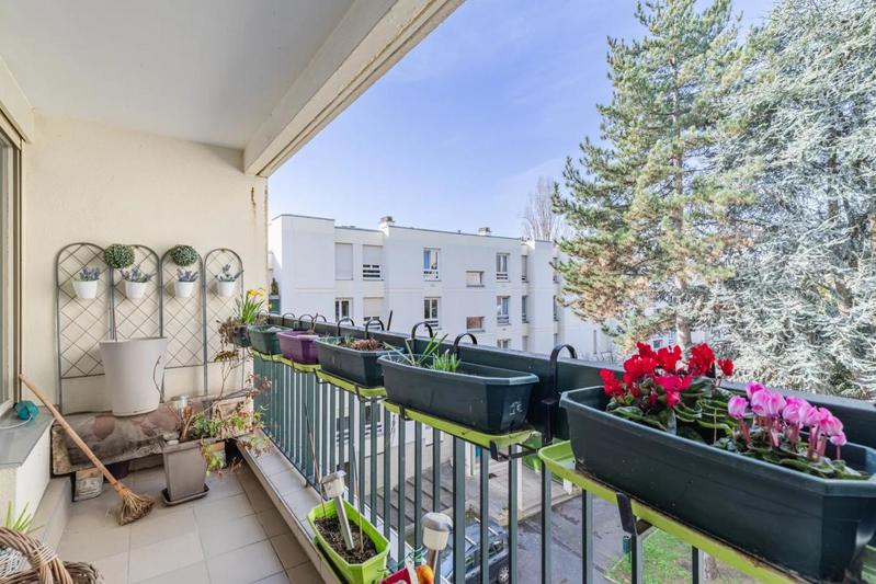 Appartement - 110 m² - 5 pièces