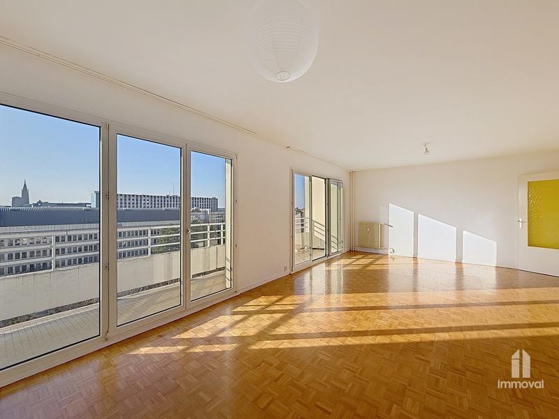 Appartement - 93 m² - 4 pièces