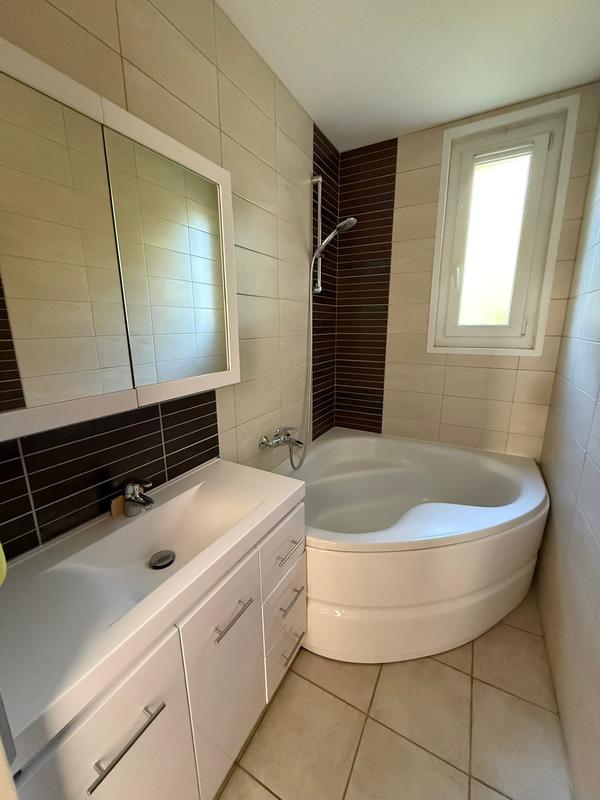 Villa - 120 m² - 5 pièces