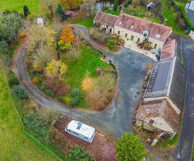 Longère - 196 m² - 8 pièces