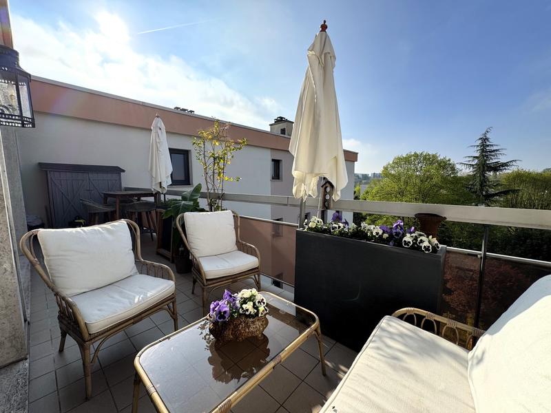 Appartement - 121 m² - 5 pièces