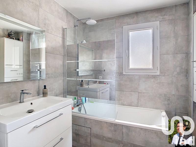 Maison - 91 m² - 5 pièces