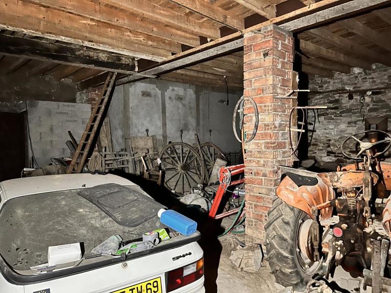 Maison - 300 m² - 8 pièces