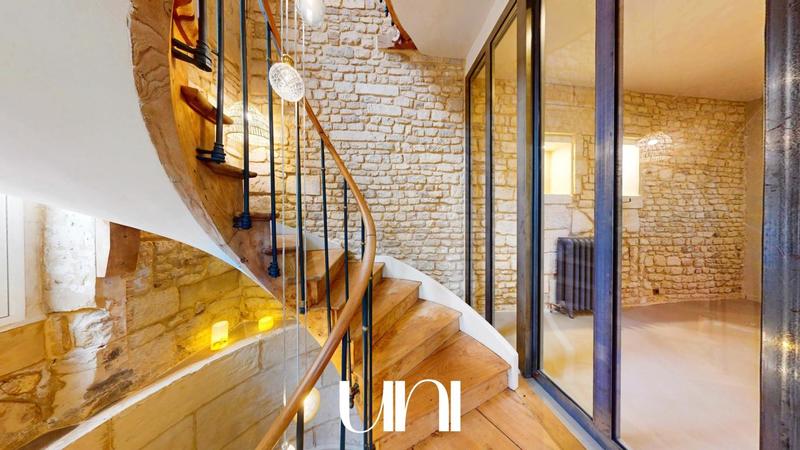 Maison - 145 m² - 4 pièces