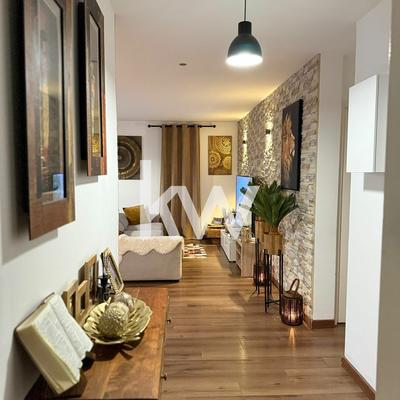 Appartement - 80 m² - 5 pièces