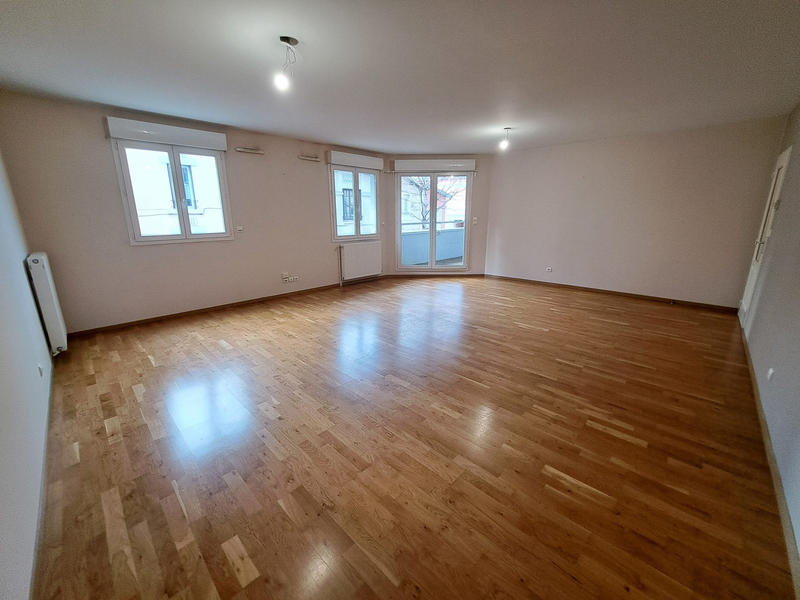 Appartement - 135 m² - 5 pièces
