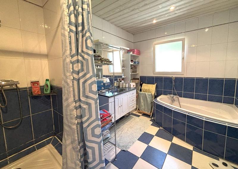 Maison - 150 m² - 6 pièces