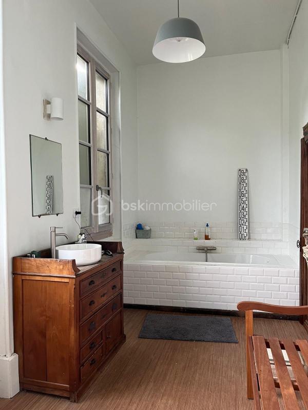 Maison de maîtres - 290 m² - 8 pièces