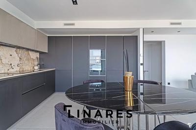 Appartement - 90 m² - 3 pièces