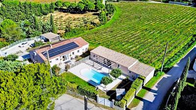 Maison - 182 m² - 7 pièces