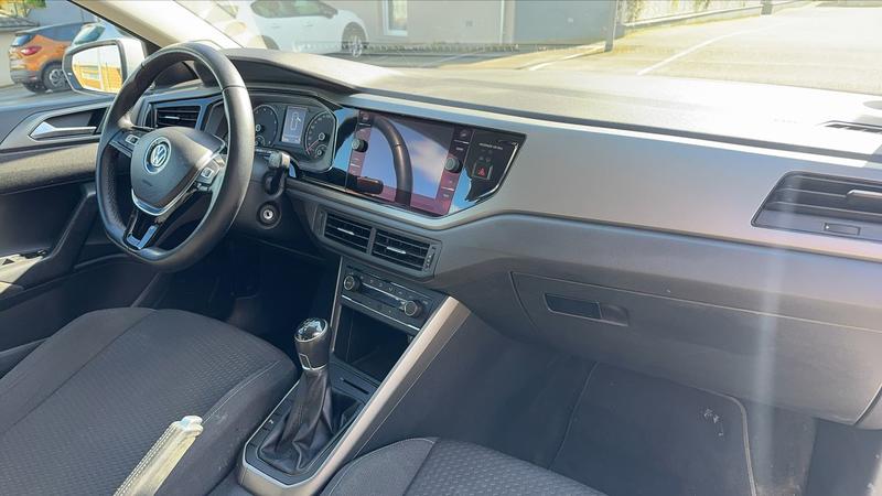 Volkswagen Polo VI 1.0 65 Confortline
