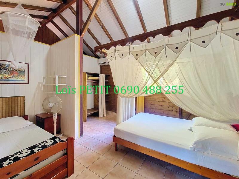 Maison - 367 m² - 11 pièces