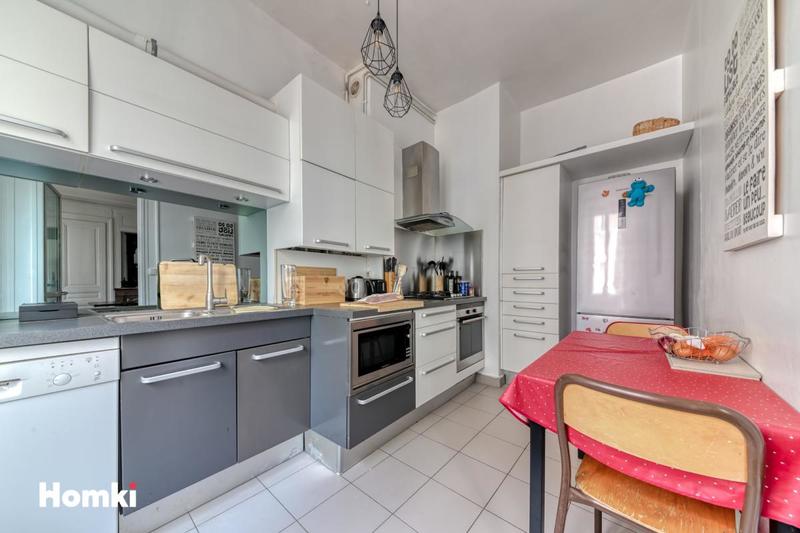 Appartement - 190 m² - 7 pièces