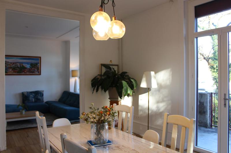 Maison - 220 m² - 9 pièces