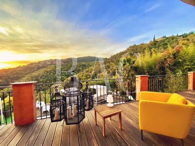 Villa - 150 m² - 5 pièces