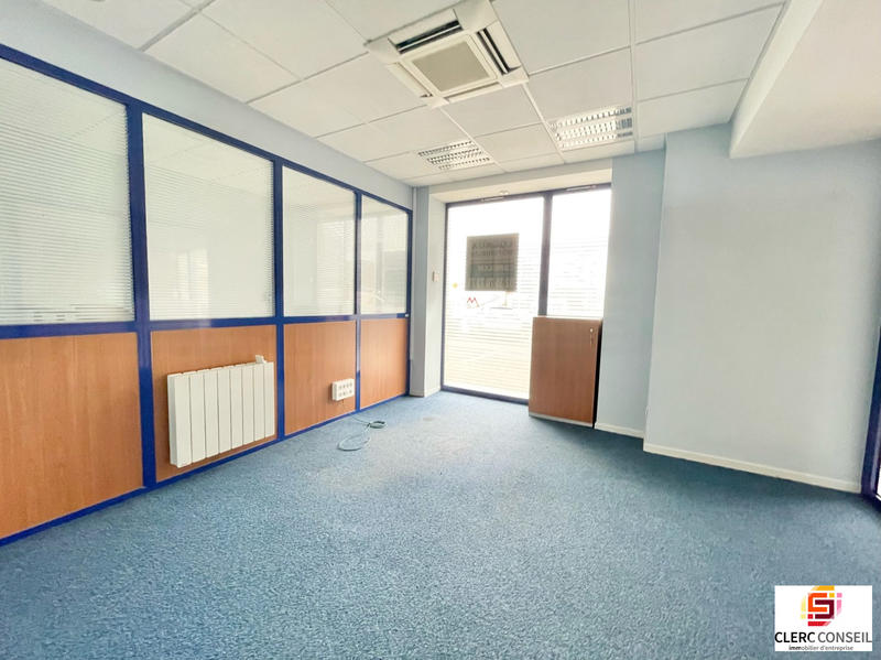 Local commercial - 124 m²