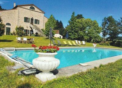 Demeure - 535 m² - 10 pièces