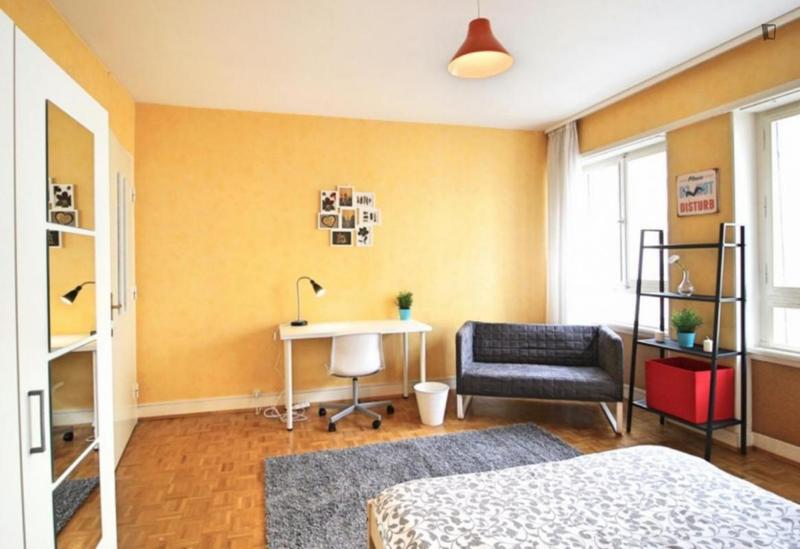 Chambre - 17 m² - 4 pièces