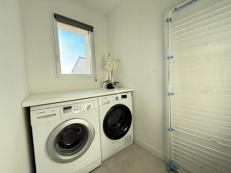 Maison - 98 m² - 4 pièces