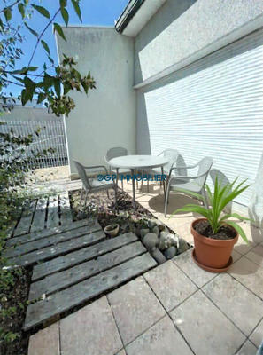 Local commercial - 96 m² - 3 pièces