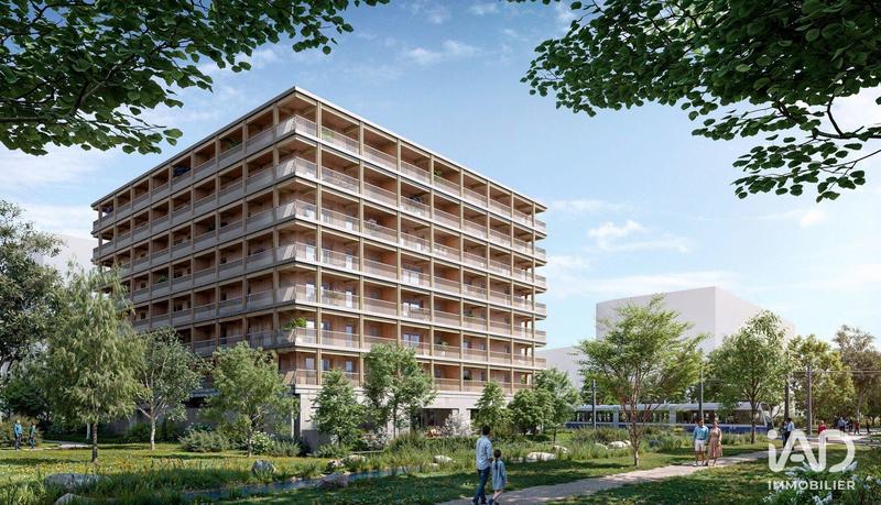 Appartement - 120 m² - 5 pièces