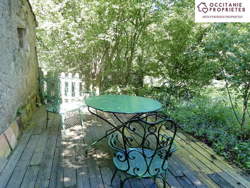 Moulin - 400 m² - 12 pièces