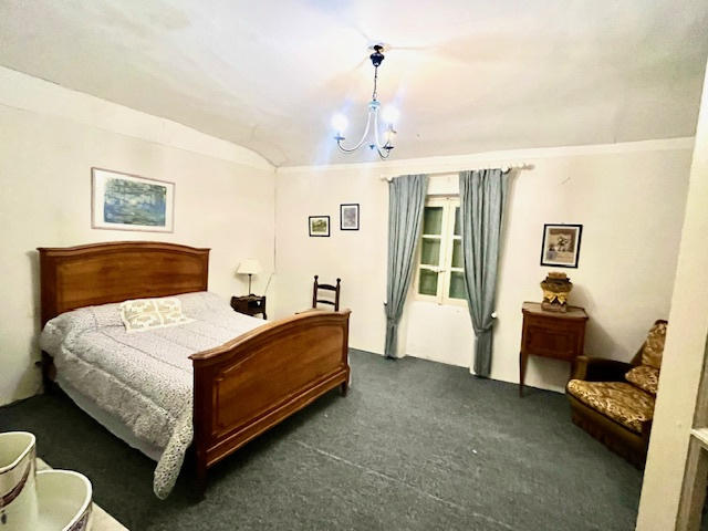 Mas - 170 m² - 7 pièces