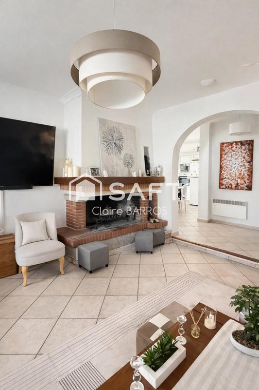 Villa - 280 m² - 8 pièces